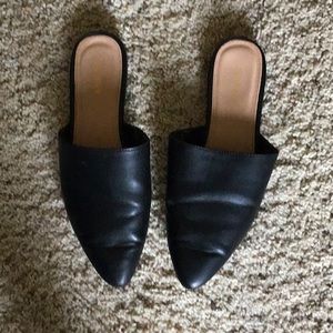 Old Navy Mules in black